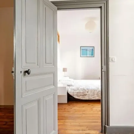 Bel Dans Le Centre Historique Avec Wi-fi Et Toutes Les Commodités Apartamento *